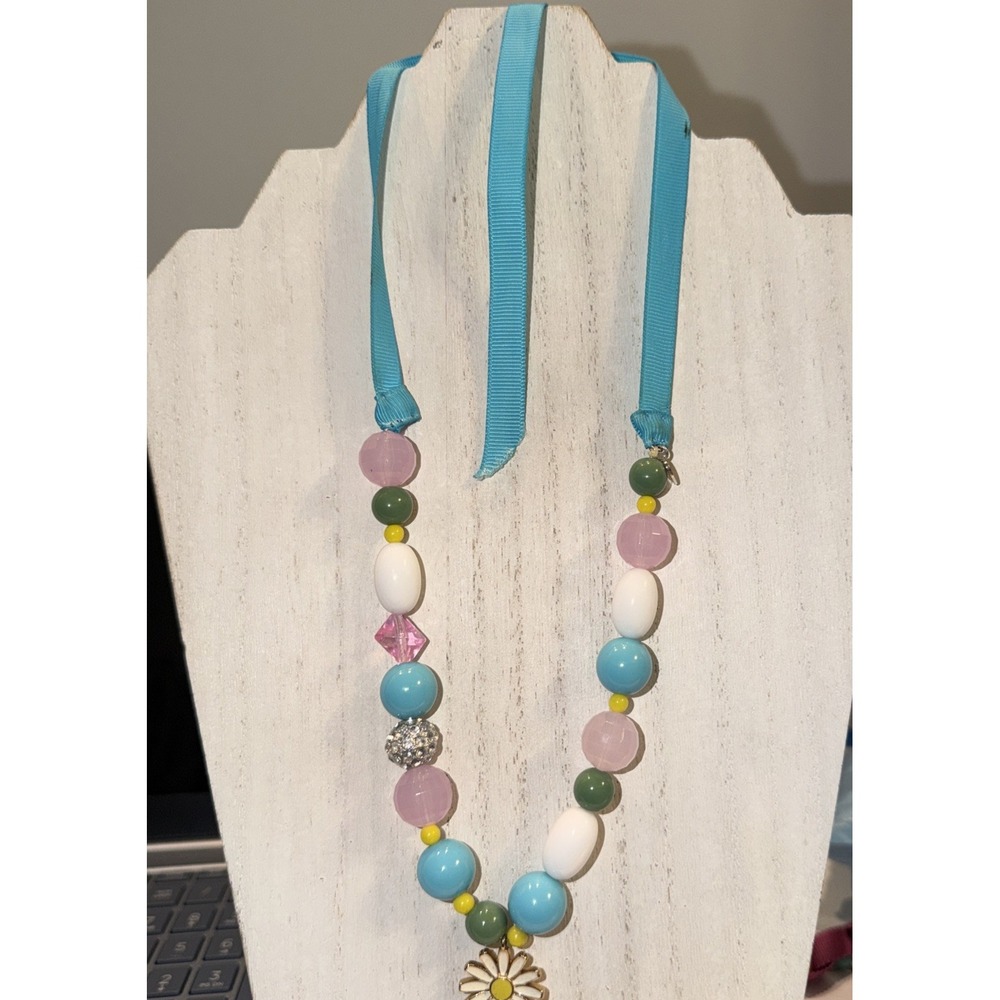 Stella & Dot Little Flower Charm‎ Necklace Designer For Girls N129